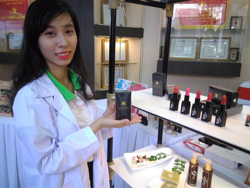 “Lạc”[-]vào[-]không[-]gian[-]công[-]nghệ[-]sinh[-]học[-]